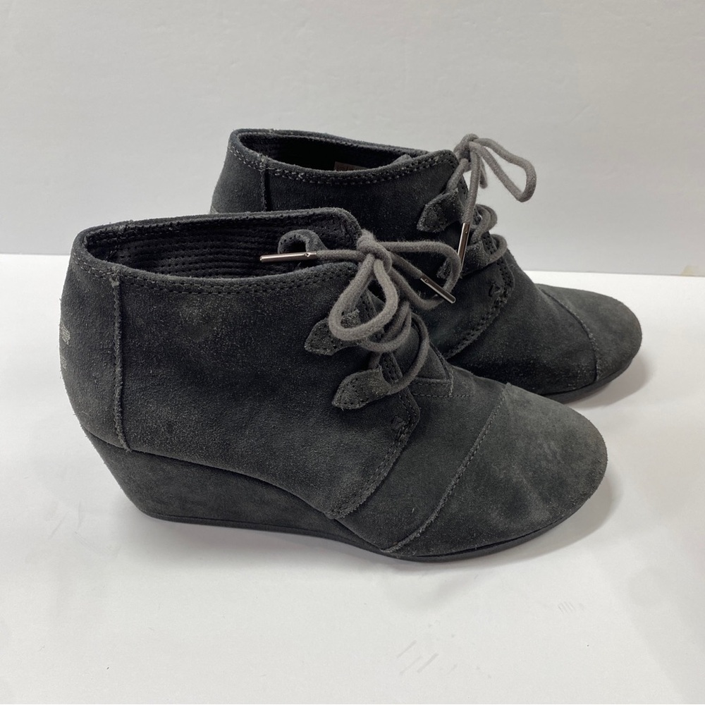 Toms Desert Wedge Women's Gray Suede Kala Ankle Booties Size 8
